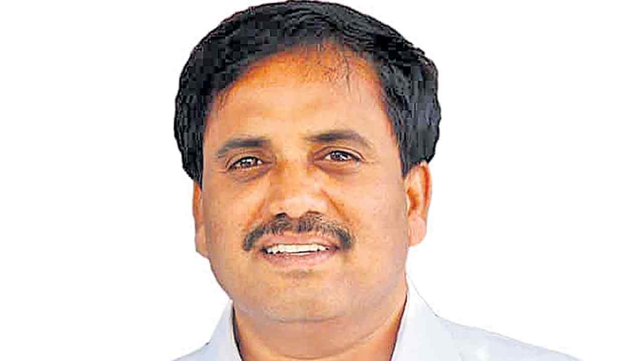 సార్‌.. పంటలెండిపోతున్నయ్‌!