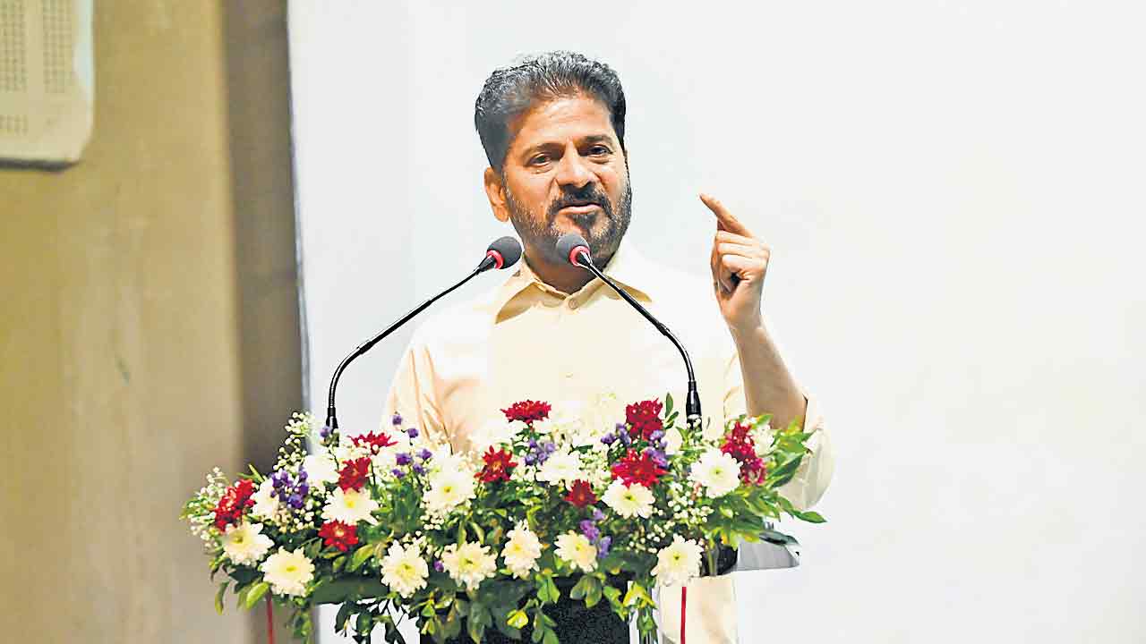 సంక్షేమ పథకాలు బరువైనయ్‌