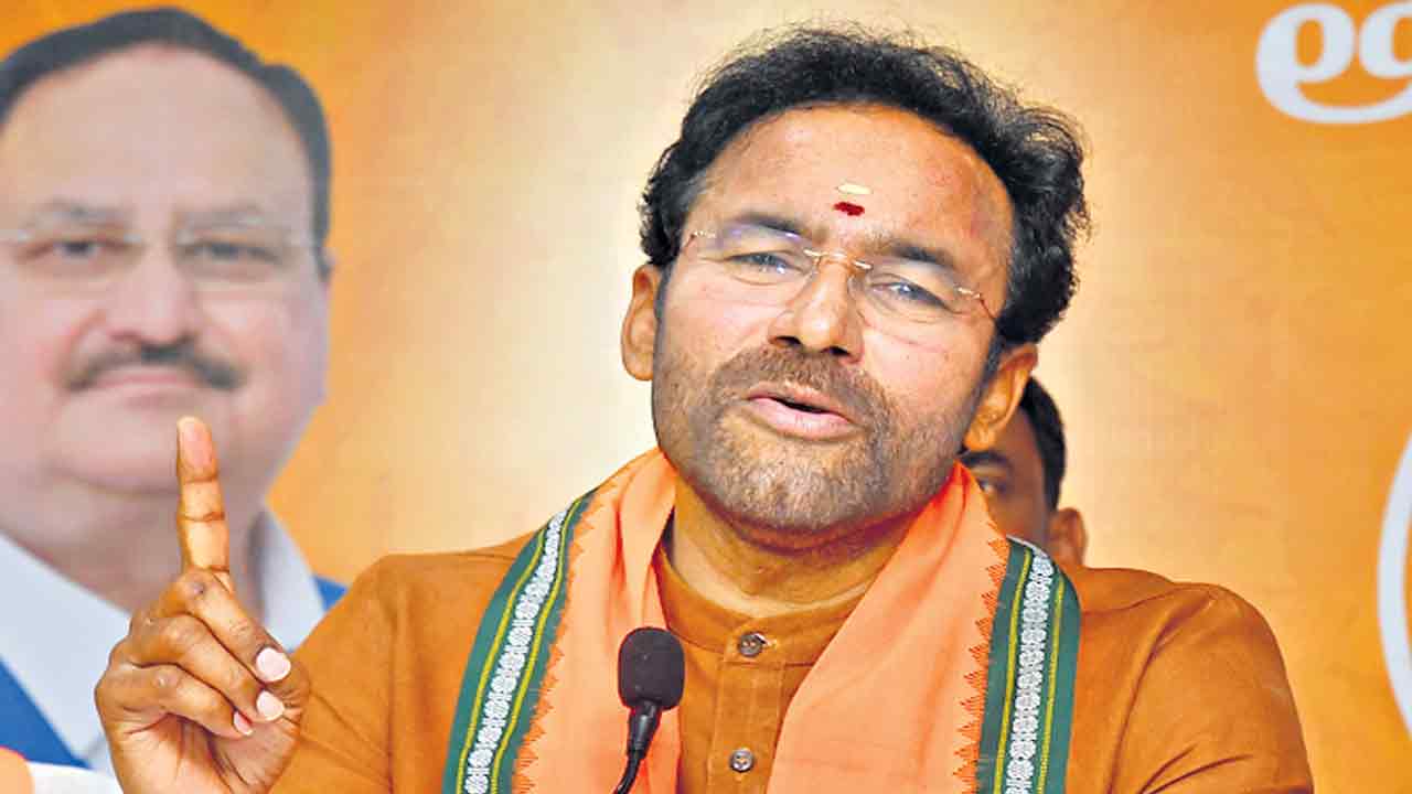 క్లీన్‌చిట్‌ ప్రజల తీర్పును కాలరాయడమే