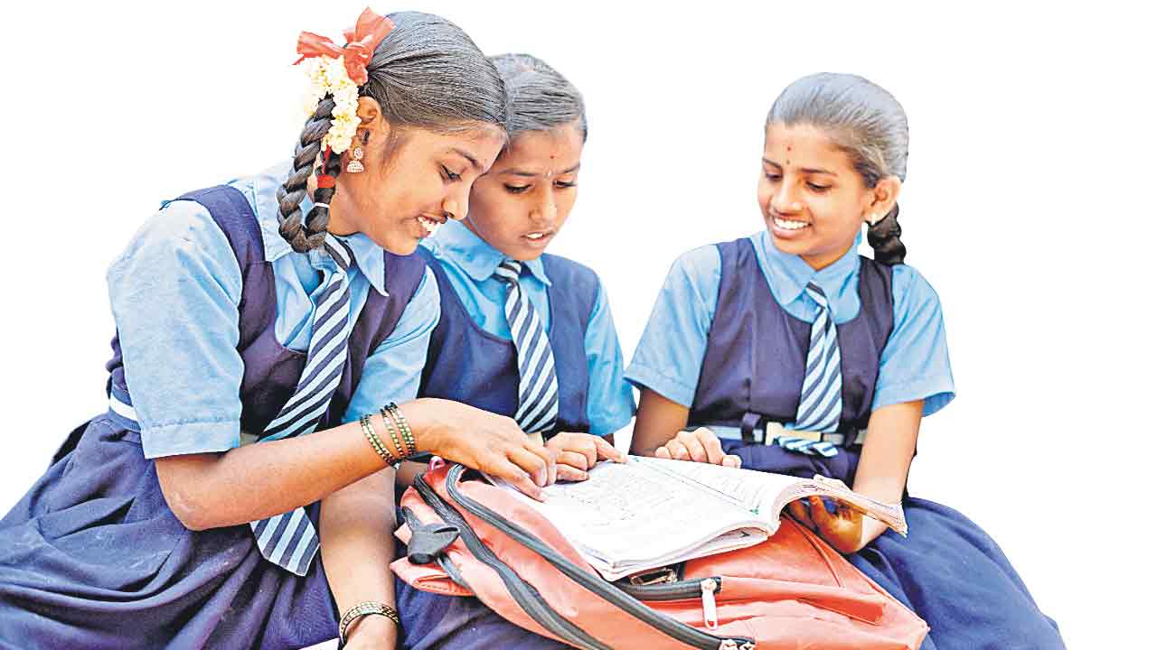 TG Budget | విద్యకు అరకొర నిధులే.. రాష్ట్రం మొత్తం బడ్జెట్‌లో 8.22శాతమే!