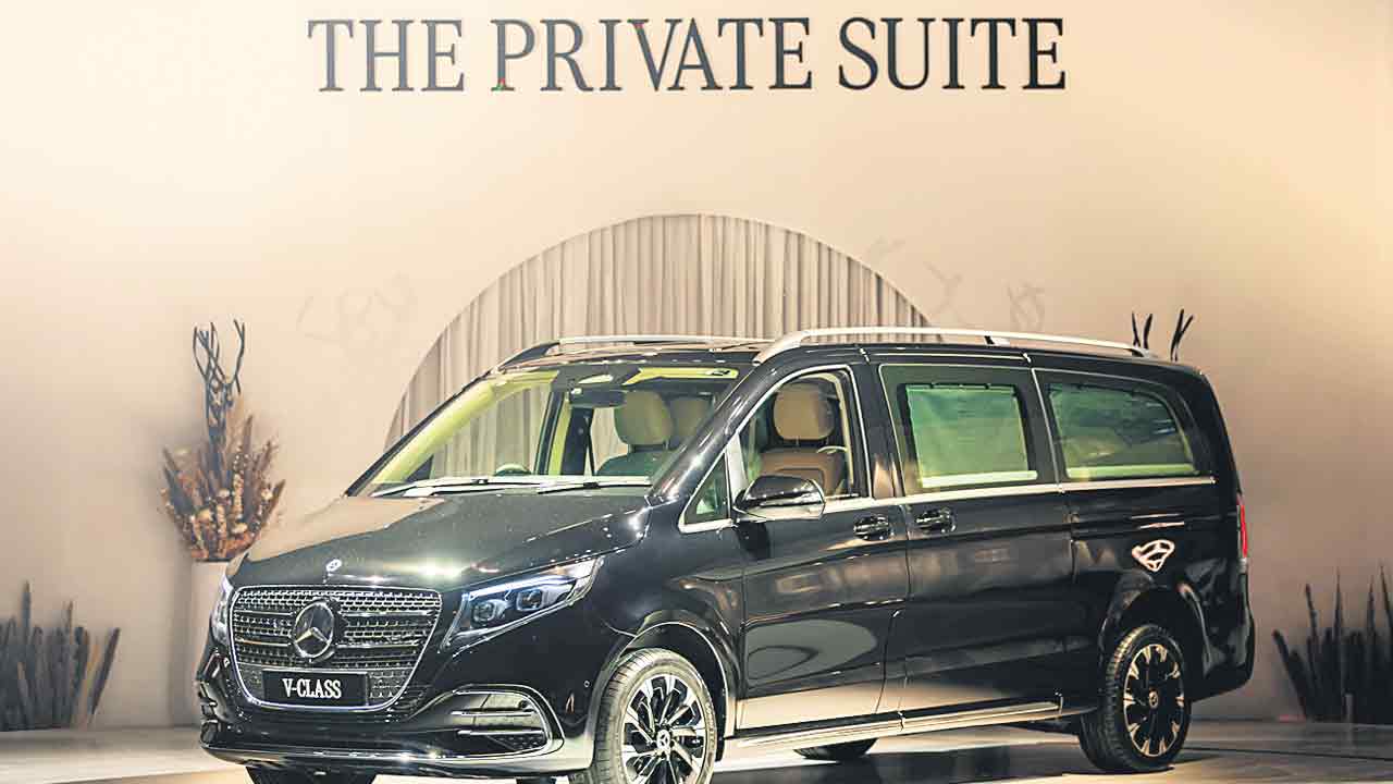 బెంజ్‌ నుంచి సరికొత్త వీ-కారు