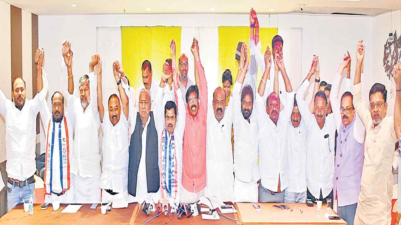రాజ్యాధికారం కోసం పోరాడాలి