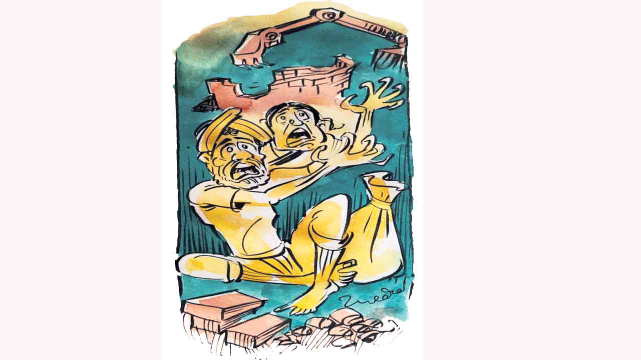 గూడు చెదిరిన పక్షులు