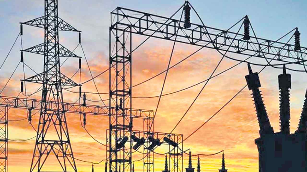 ప్రెవేటీకరణ కోసమే మూడవ డిస్కం?