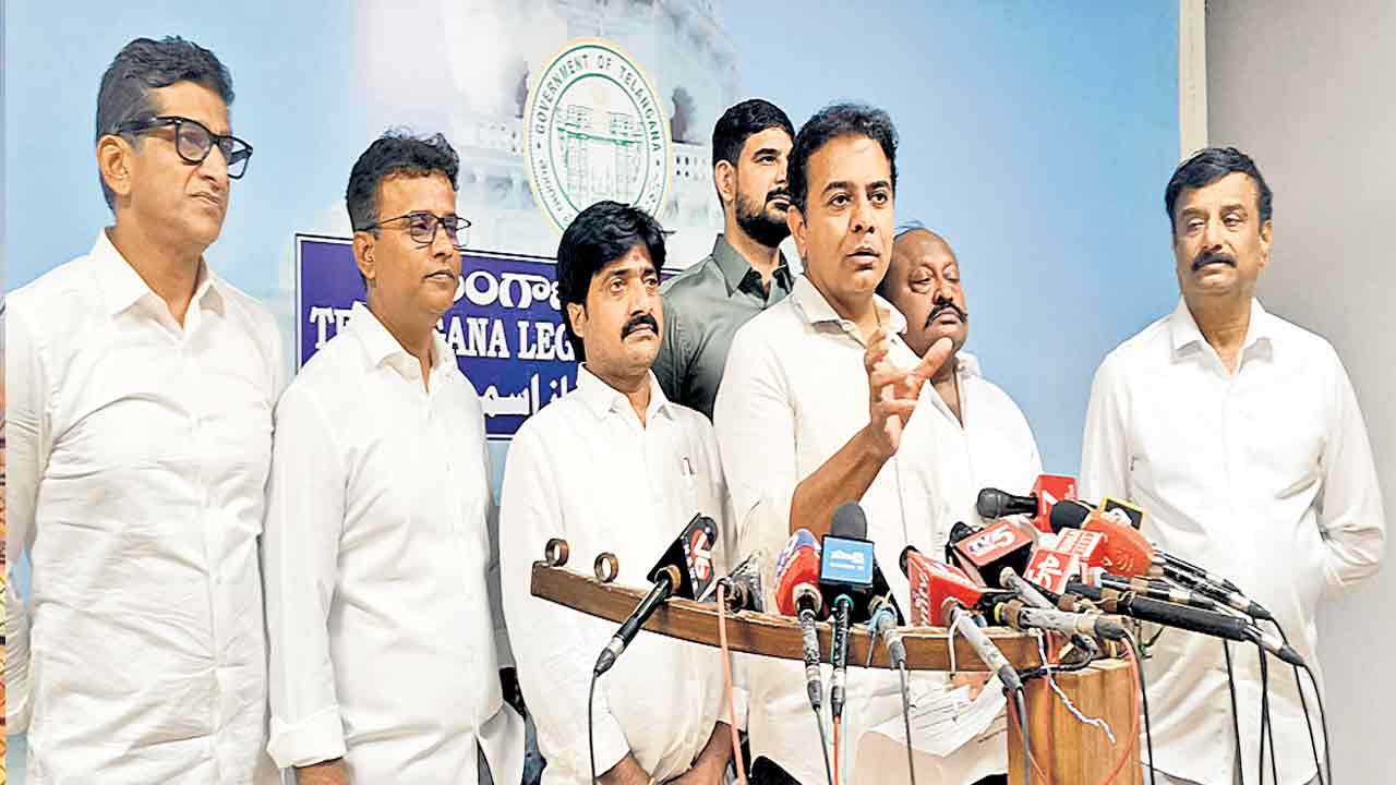 KTR | వీధి రౌడీలా సీఎం భాష..కేసీఆర్‌ కాలిగోటికీ తూగని రేవంత్‌