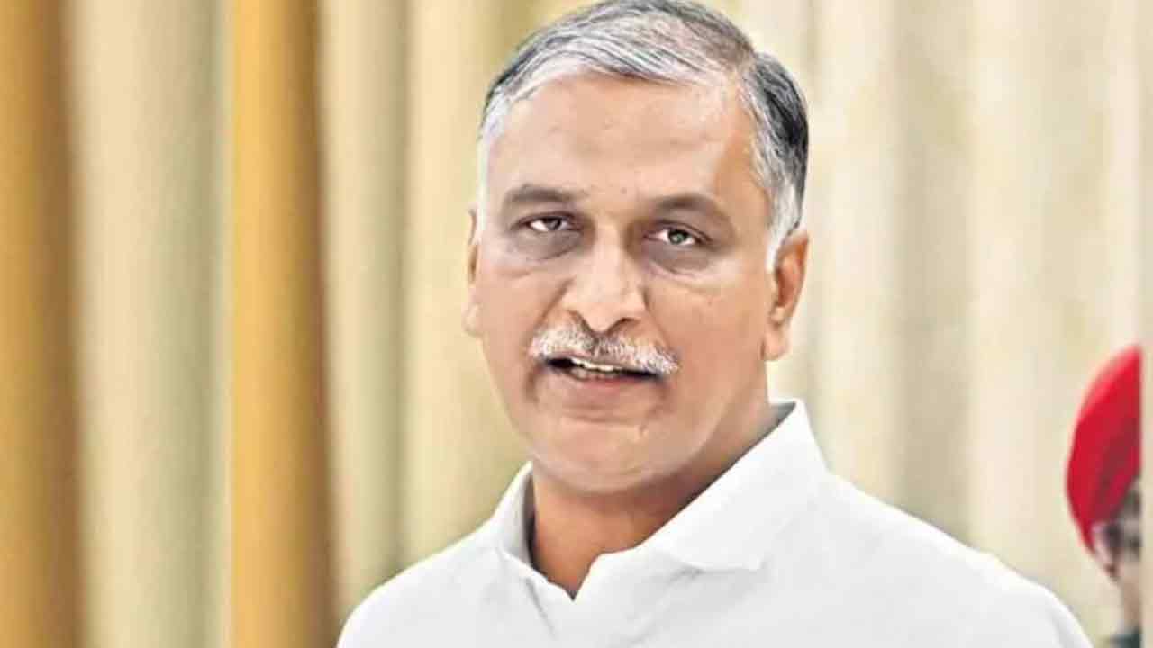 మంత్రి లేకుండా బిల్లు పెడుతరా?