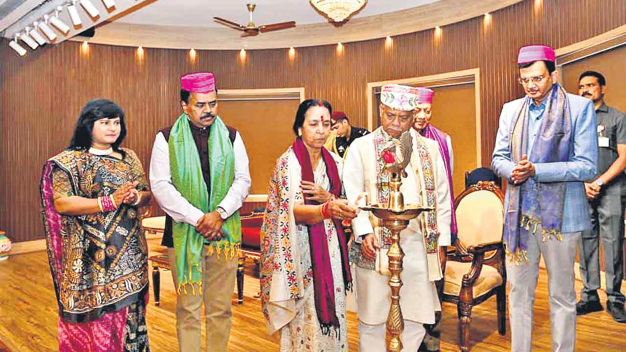 లోక్‌భవన్‌లో బీహార్‌ ఫౌండేషన్‌ డే