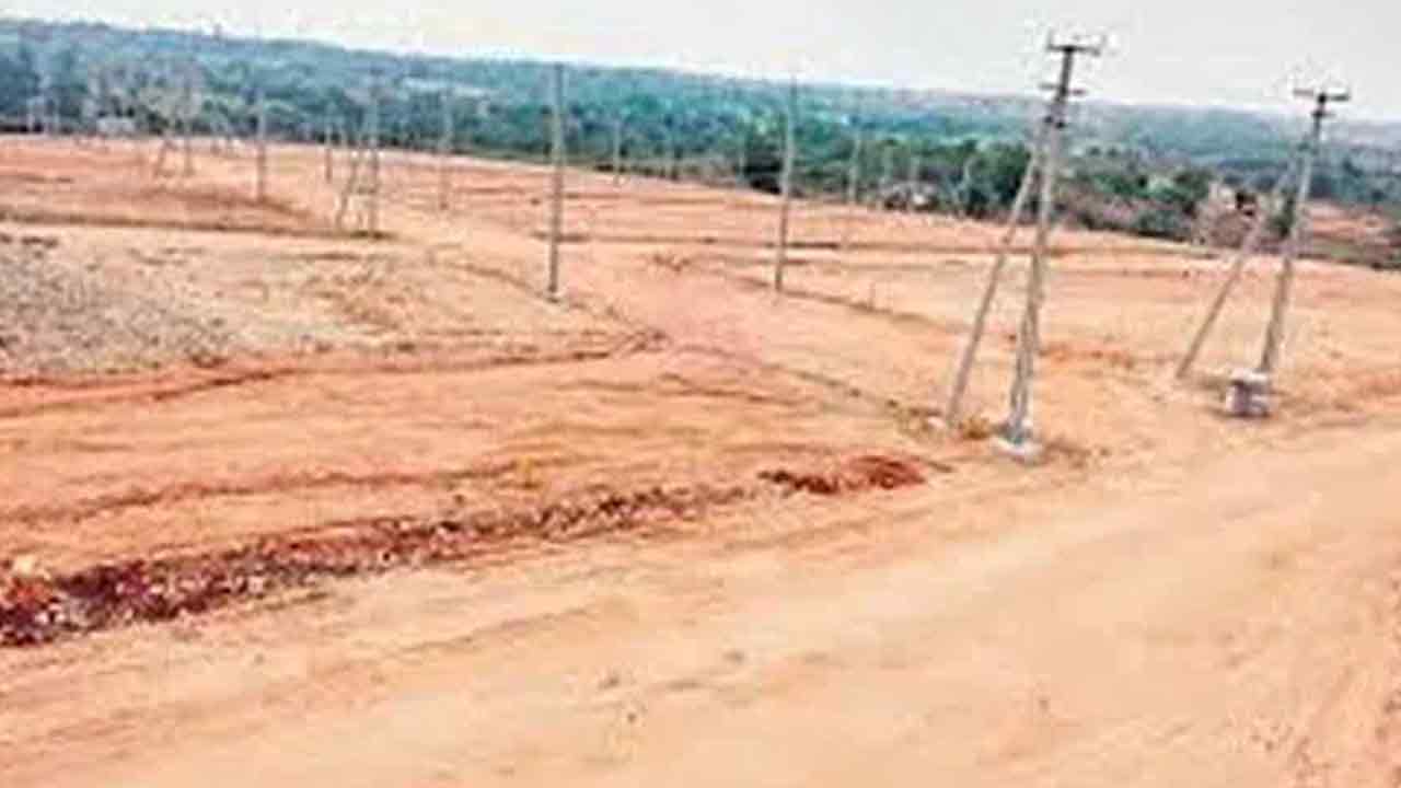 Congress Govt | 5 లక్షల ఎకరాలు రూ.500 కోట్లకు స్కెచ్‌!..2 నెలల కిందట తుది జాబితా సిద్ధం చేసిన అధికారులు