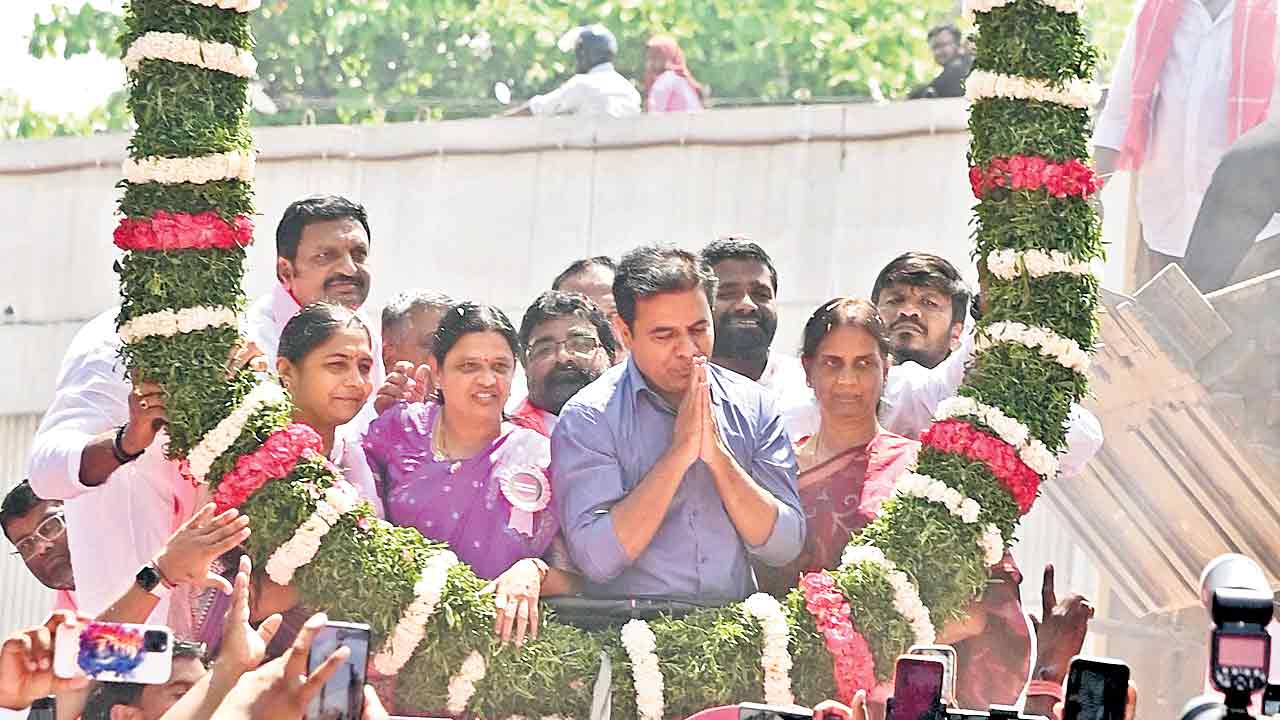 మహిళా ప్రాతినిధ్యంపెరగాలి