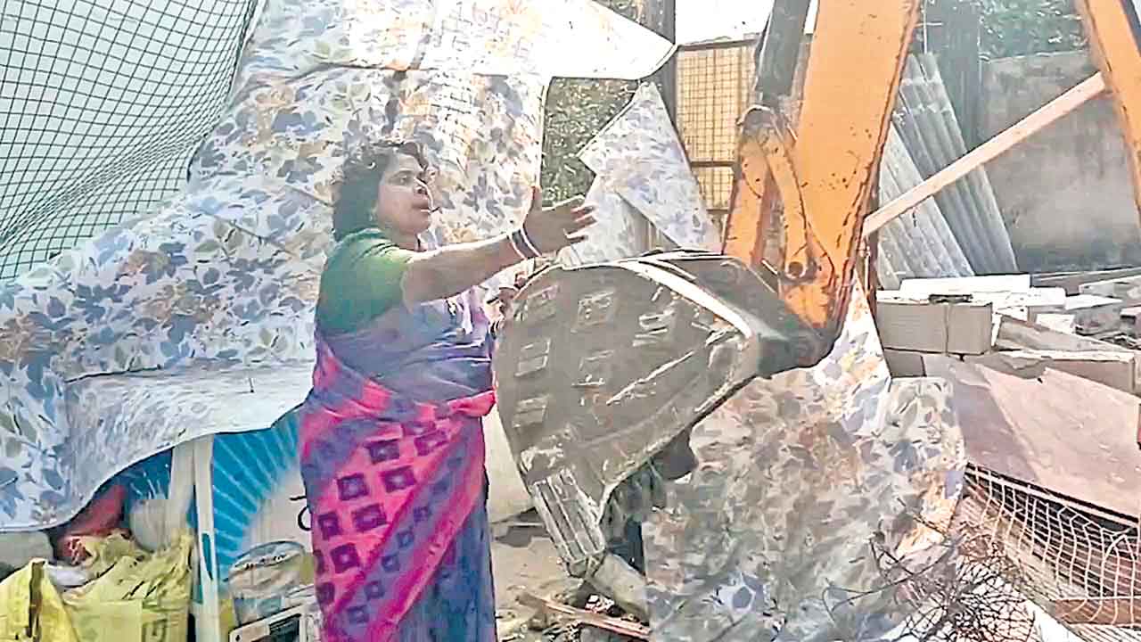 మూసీ తీరాన బస్తీ పోరాటం