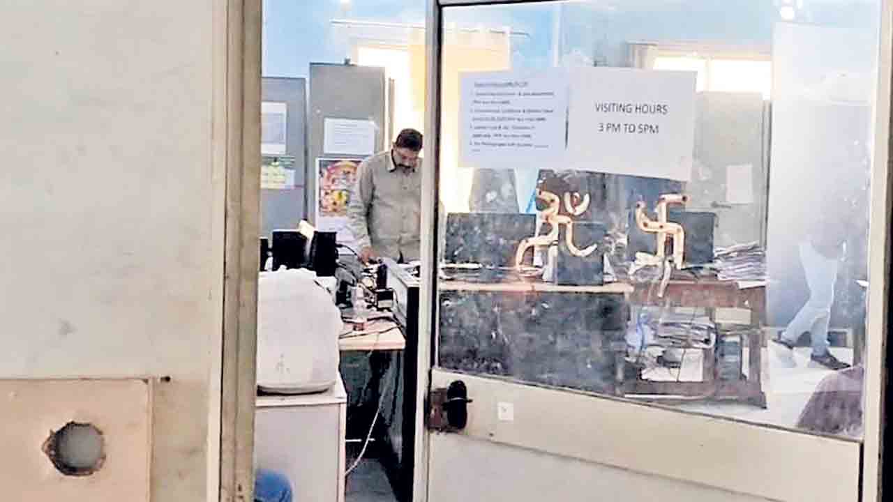 శేరిలింగంపల్లి సర్కిల్‌లో ఏసీబీ సోదాలు