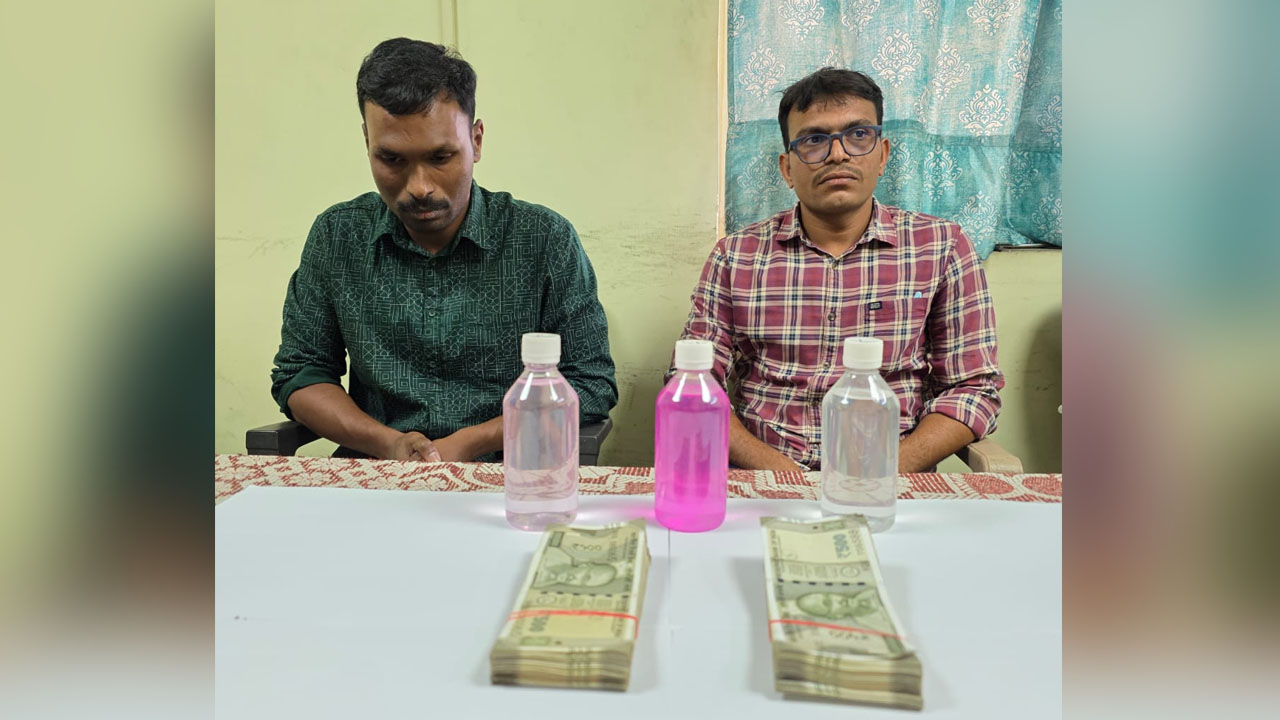 ACB Raids | ఎల్‌బీ నగర్‌ పోలీస్‌స్టేషన్‌పై ఏసీబీ దాడులు..లంచం తీసుకుంటూ పట్టుబడ్డ ఆర్‌ఎస్సైలు