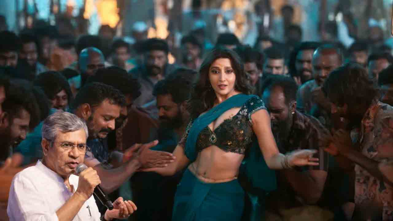 Sarke Chunari | ‘సర్కే చునరి’ పాటపై కేంద్రం నిషేధం.. స్వేచ్ఛకు నైతికత హద్దులు ఉండాలన్న అశ్విన్ వైష్ణవ్