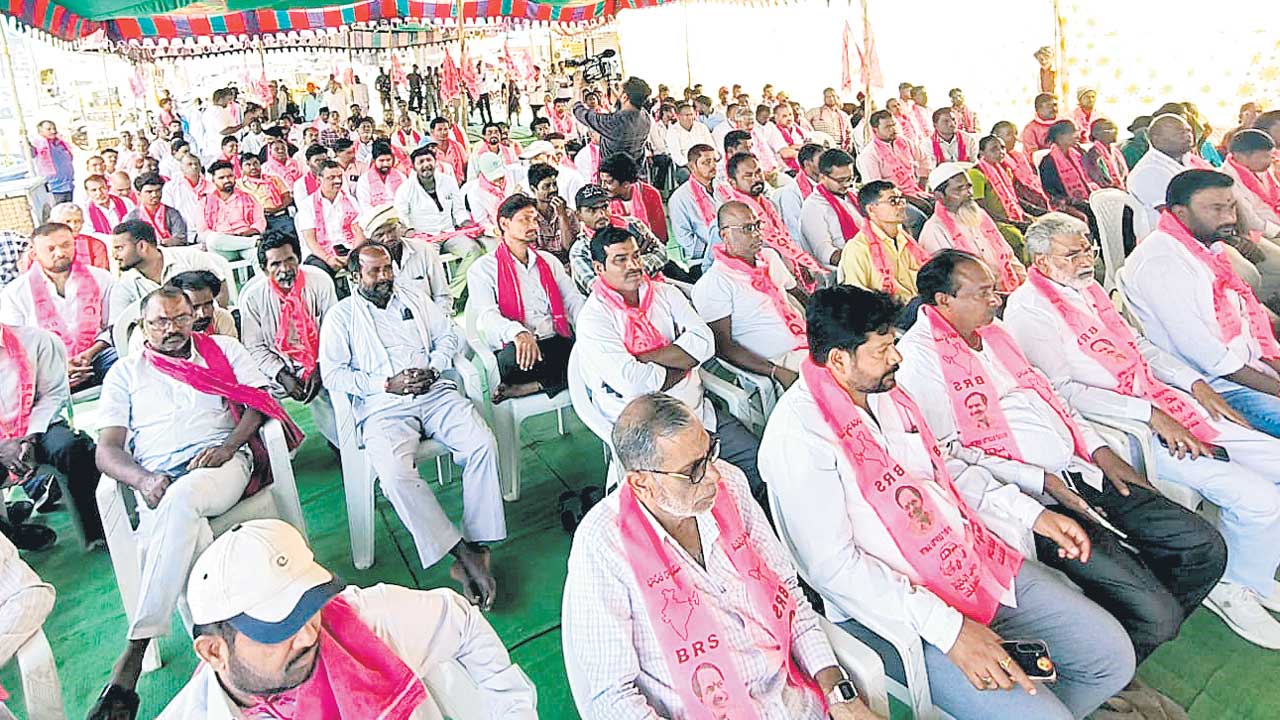 రైల్వే బ్రిడ్జి పనులు ప్రారంభించాల్సిందే..