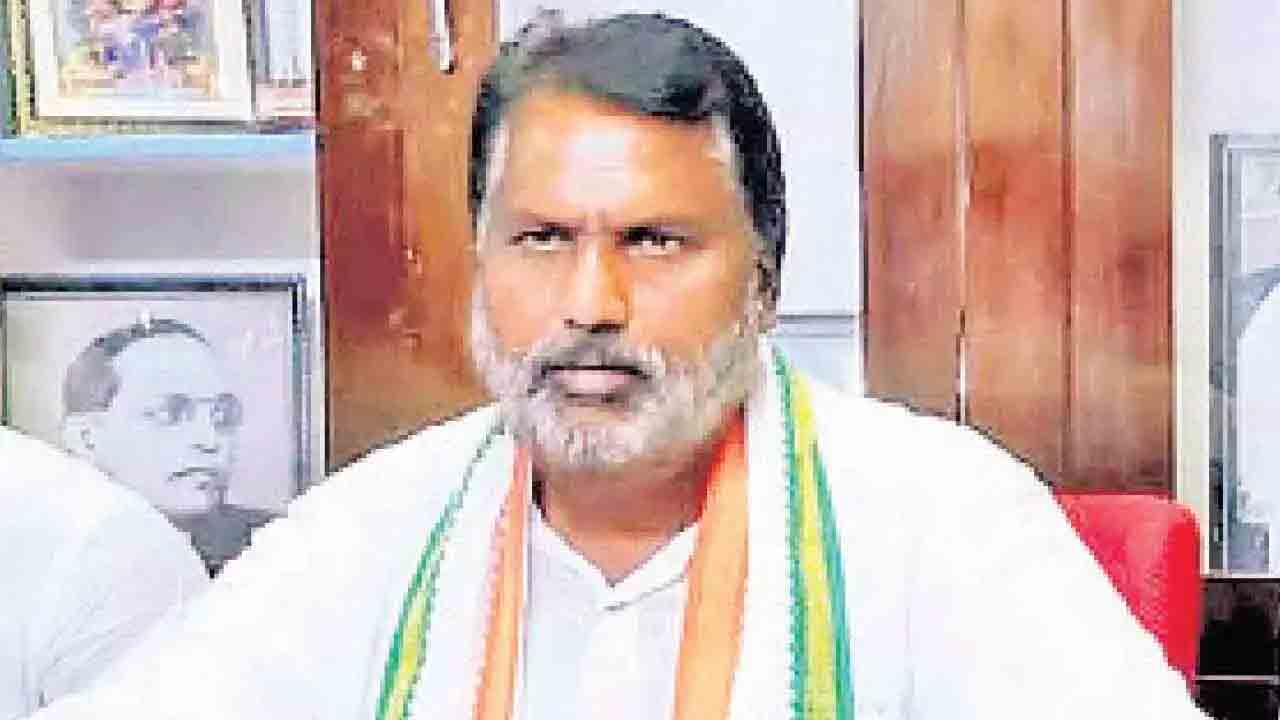 25 నుంచి గురుకుల ప్రవేశాలు: మంత్రి అడ్లూరి