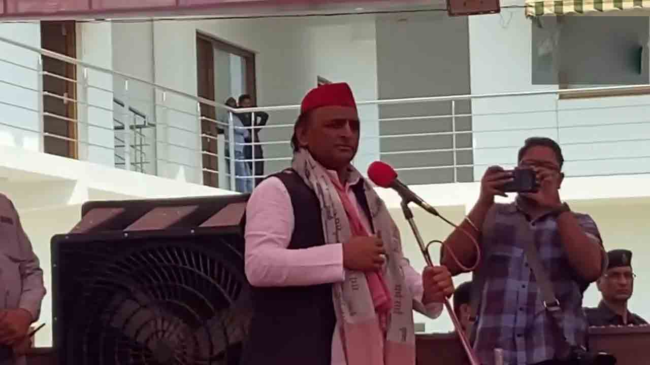 Akhilesh Yadav | మా పార్టీ ఎప్పుడూ యుద్ధానికి అనుకూలం కాదు.. సమాజ్‌వాది పార్టీ చీఫ్‌ అఖిలేష్‌ యాదవ్‌