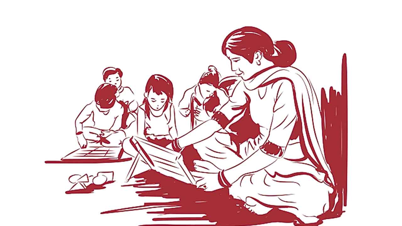 Anganwadi Posts | అంగన్‌వాడీల్లో ఖాళీల భర్తీ ఎప్పుడు?.. ఏడాది కావస్తున్నా మంత్రి సీతక్క హామీకి ఇంకా లభించని మోక్షం