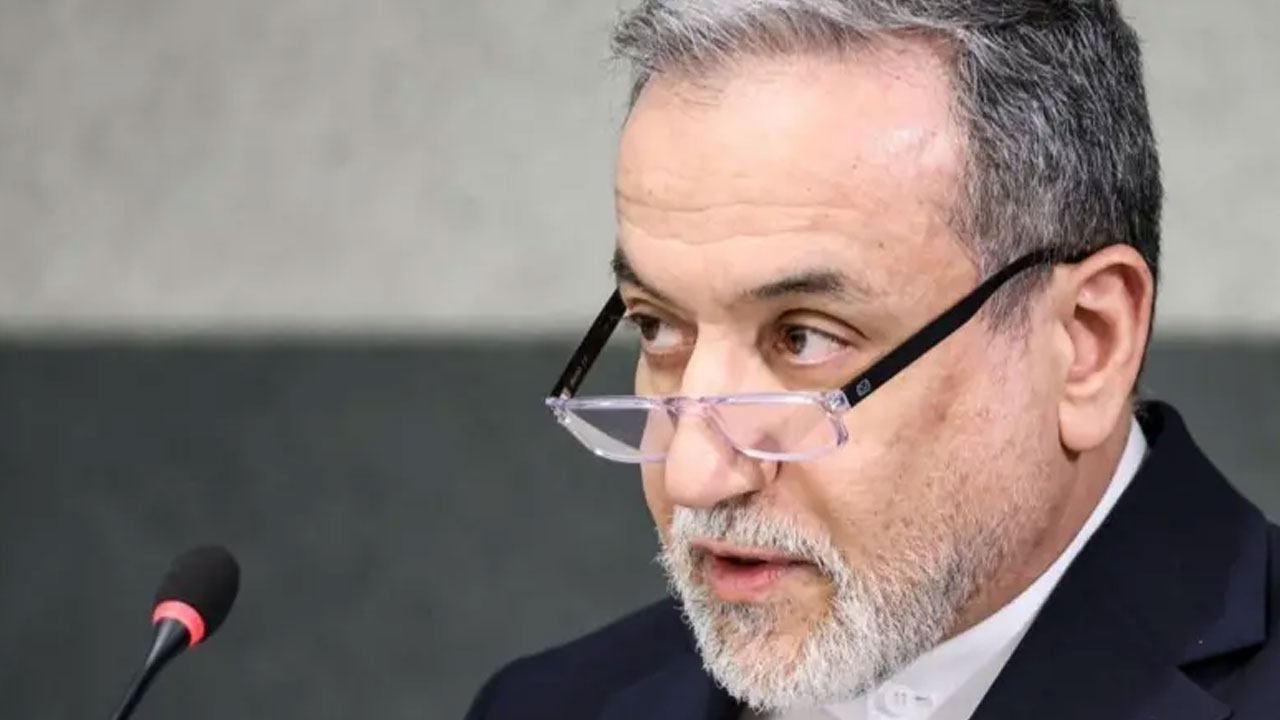 Abbas Araghchi: అణు చ‌ర్చ‌ల‌ను రియ‌ల్ ఎస్టేట్ లావాదేవీలా మార్చేశారు.. ట్రంప్‌ను త‌ప్పుప‌ట్టిన ఇరాన్ మంత్రి