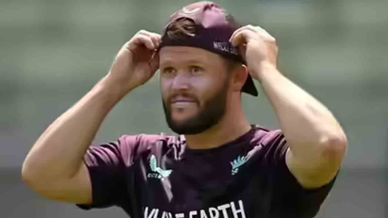 డకెట్‌ ఔట్‌