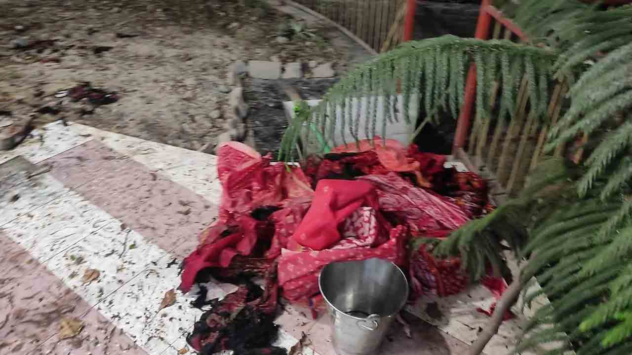 Bangladesh | బంగ్లాదేశ్‌లో మరో దారుణం.. పూజలో ఉన్న హిందువులపై బాంబు దాడి