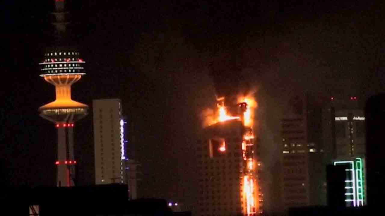 Iran Attack | కువైట్‌పై ఇరాన్‌ భీకర దాడి.. జనాలున్న సోషల్‌ సెక్యూరిటీ టవర్‌కు మంటలు..!