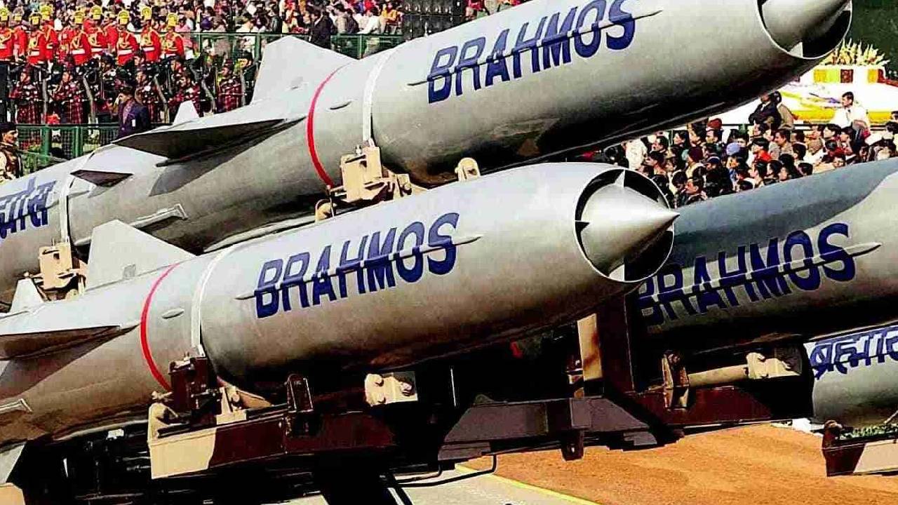 BrahMos Missiles | బ్రహ్మోస్ క్షిపణులు కొనేందుకు సిధ్దమైన ఇండోనేసియా.. ఇండియాతో 350 మిలియన్ డాలర్ల ఒప్పందం