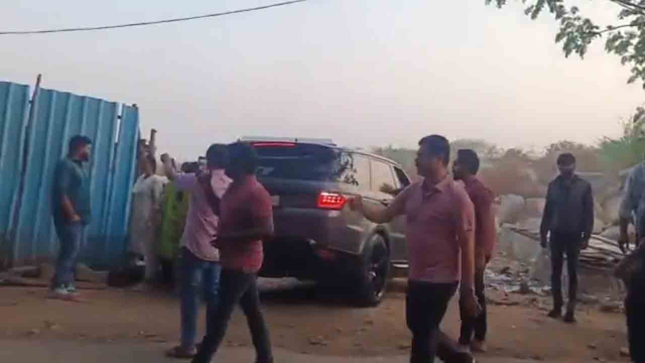 CM Ramesh | బంజారాహిల్స్‌లో బీజేపీ ఎంపీ సీఎం రమేశ్‌ హల్ చల్.. వీడియో