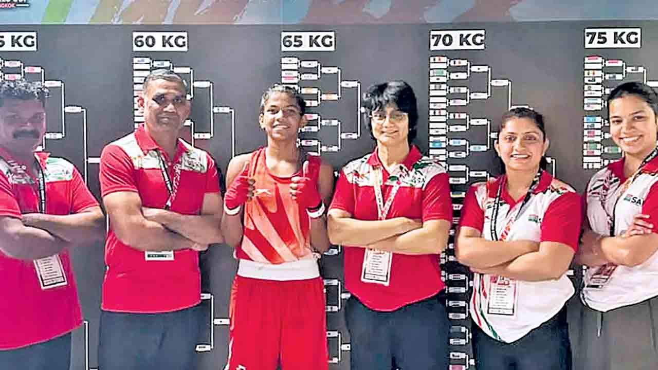 చంద్రికకు స్వర్ణం