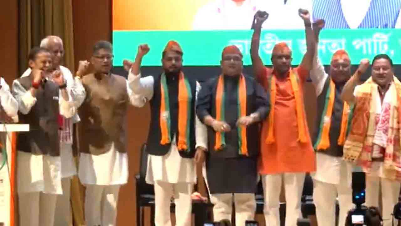 Congress MLA | కాంగ్రెస్‌కు షాక్‌.. బీజేపీలోకి ముగ్గురు ఎమ్మెల్యేలు