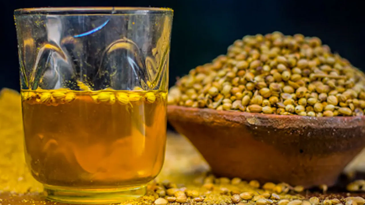 Health tips | రాత్రంతా ధనియాలు నానబెట్టి ఉదయాన్నే ఆ నీళ్లు తాగండి.. ఆరోగ్యానికి ఎంత మంచిదో తెలుసా..?