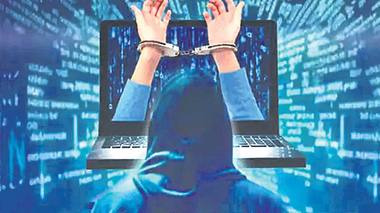 రిటైర్డు రైల్వే ఉద్యోగి డిజిటల్‌ అరెస్ట్‌