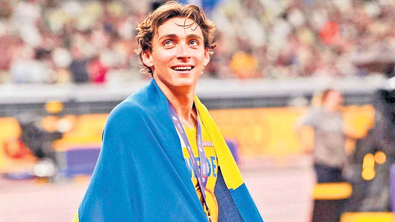 డుప్లంటిస్‌ 15వ సారి.. ప్రపంచ రికార్డు బద్దలు