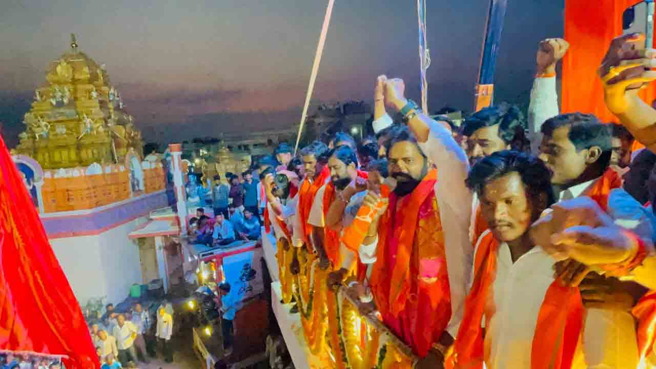 శివాజీ దేశభక్తి ఆదర్శనీయం