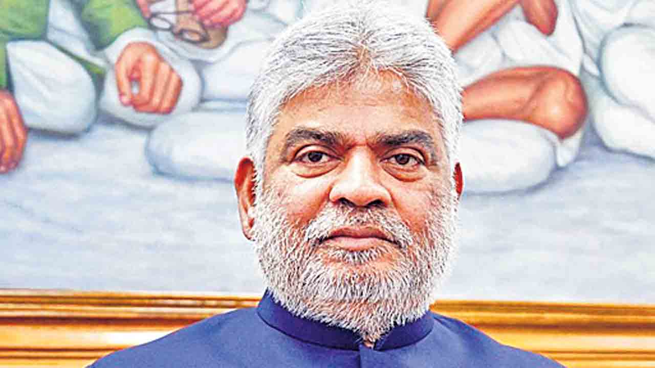 హైడ్రా రంగనాథ్‌పై స్పీకర్‌కు ఫిర్యాదు