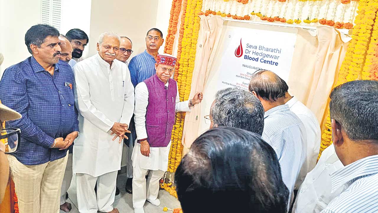 ప్రతి ఒక్కరూ రక్తదానం చేయండి