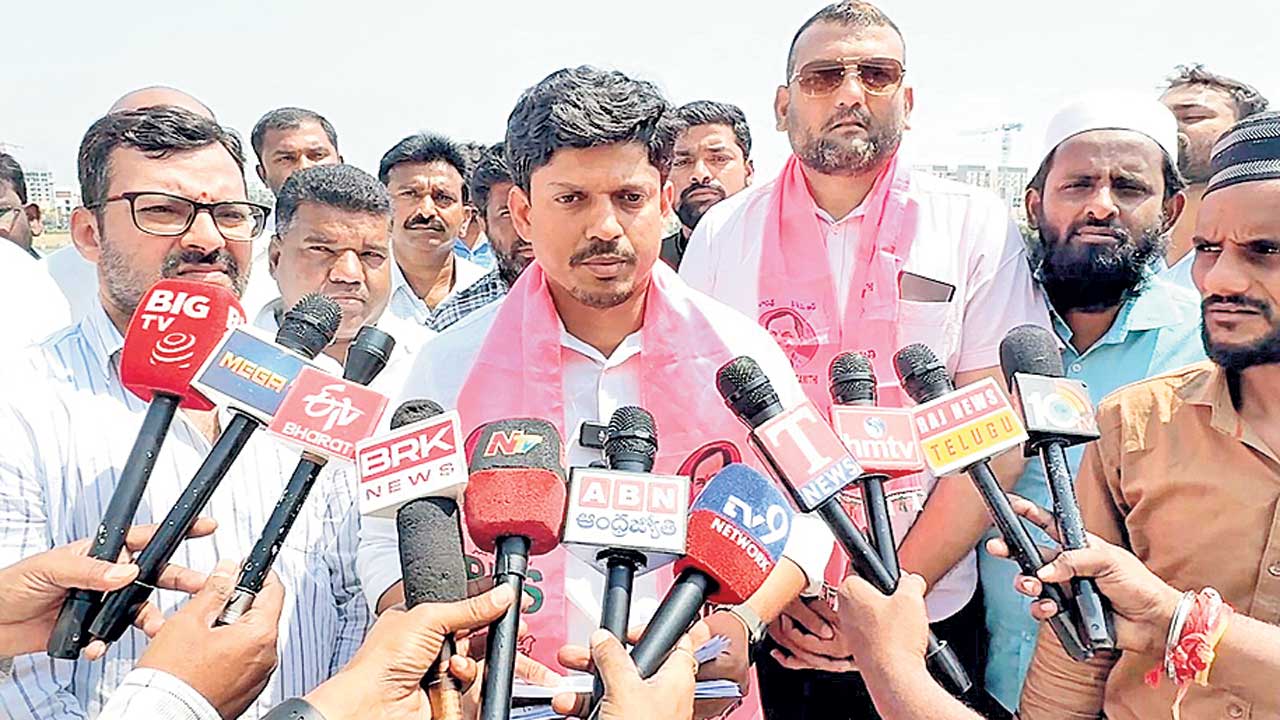 నల్లచెరువు బాధితులను ఆదుకోవాలి