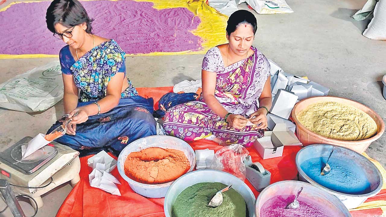 ఆనందాల ఆరోగ్యం.. హోళీ