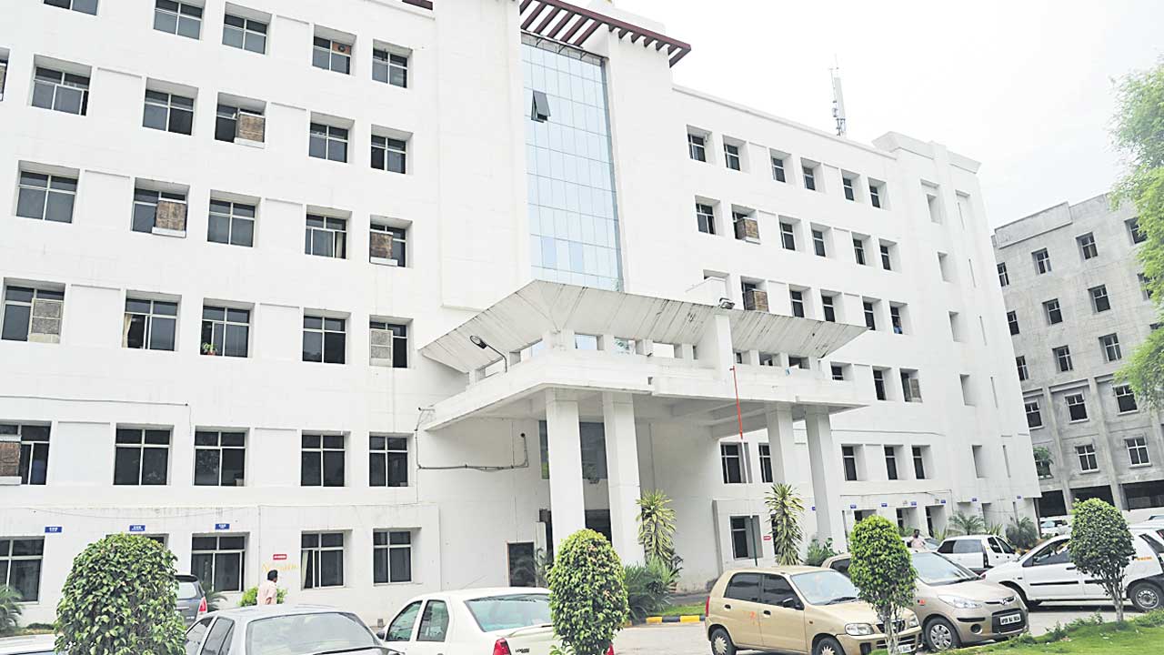 చాంబర్ల పంచాయితీ