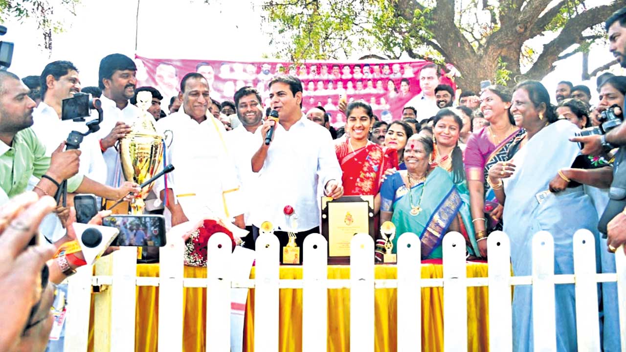 మున్సిపల్‌ ఎన్నికల్లో వీరోచితంగా పోరాడారు