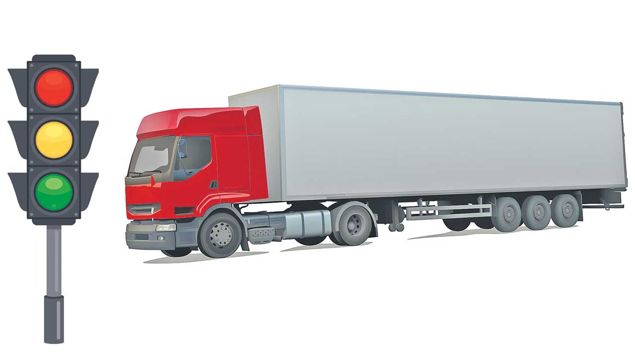 భారీ వాహనాలకు నో ఎంట్రీ