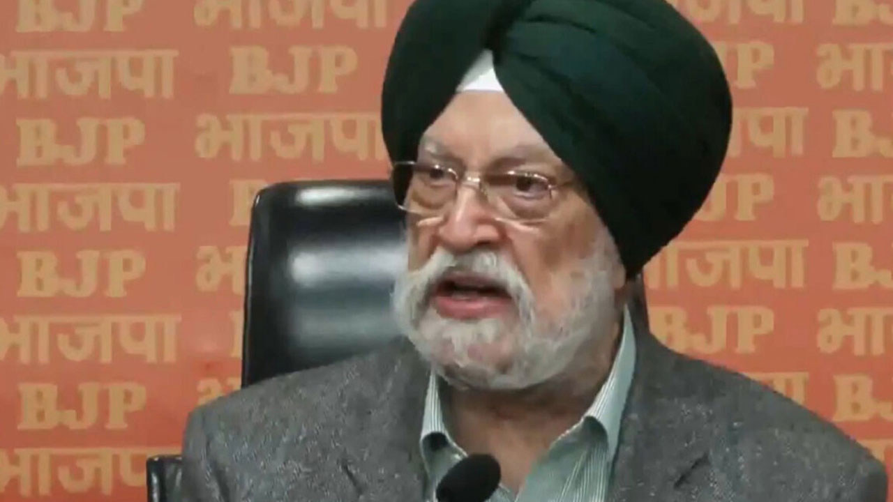 Lockdown | ‘ఇంధన కొరతతో దేశంలో లాక్‌డౌన్‌’.. స్పందించిన కేంద్రం