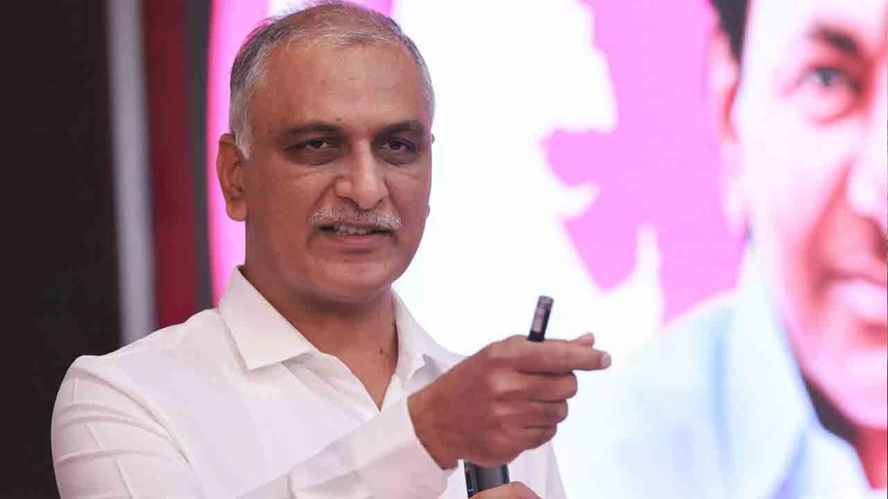 Harish Rao | జర్నలిస్టుల హెల్త్ స్కీంను గాలికొదిలేశారు.. యంగ్ ఇండియా స్కూల్స్‌లో అవినీతిపై ఆధారాలున్నాయి : హరీష్‌ రావు