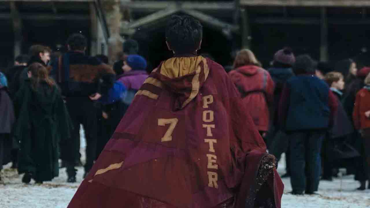 Harry Potter | మళ్ళీ మొదలైన మంత్రలోకపు మాయాజాలం.. ‘హ్యారీ పోటర్’ సిరీస్ ఫస్ట్ లుక్ రిలీజ్‌