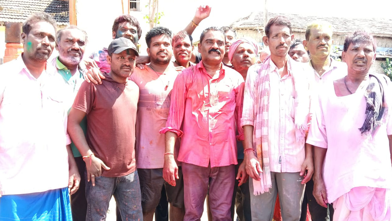 Holi | కుభీర్‌లో ఘనంగా హోలీ సంబరాలు