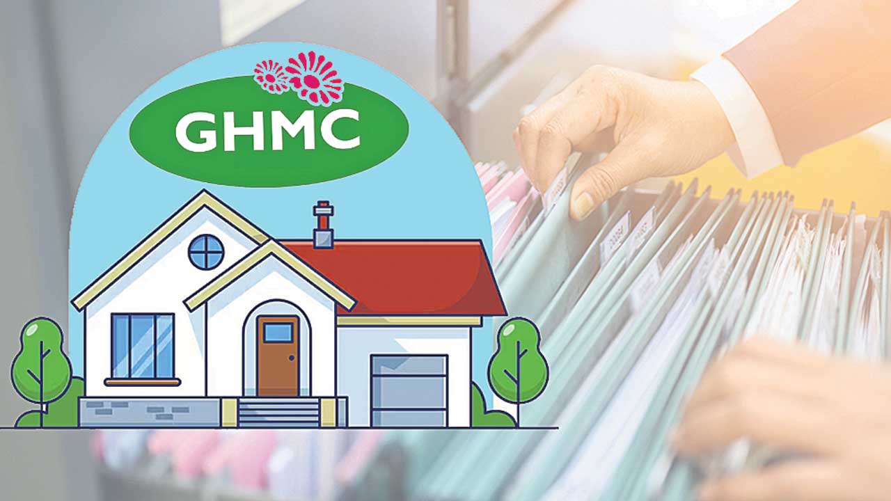 ఇండ్ల అనుమతులకు గ్రహణం