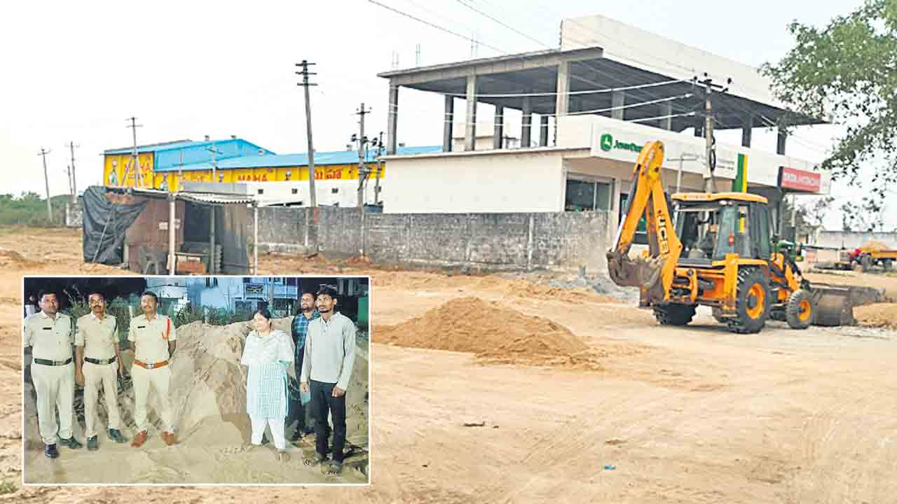 సీజ్‌ చేసిన ఇసుక మాయం