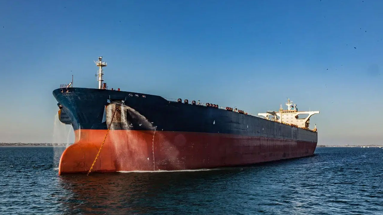 Indian Died | హర్మూజ్‌ జలసంధి దగ్గర భారత వాణిజ్య నౌక కెప్టెన్‌ మృతి