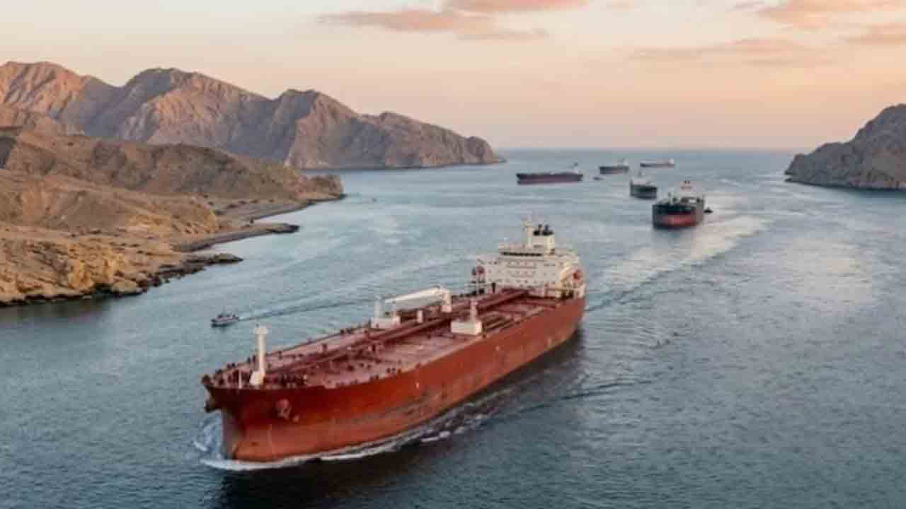 Iranian Navy guided | భారత ఎల్పీజీ నౌకకు.. హోర్ముజ్ జలసంధిలో ఇరాన్ నేవీ మార్గనిర్దేశం