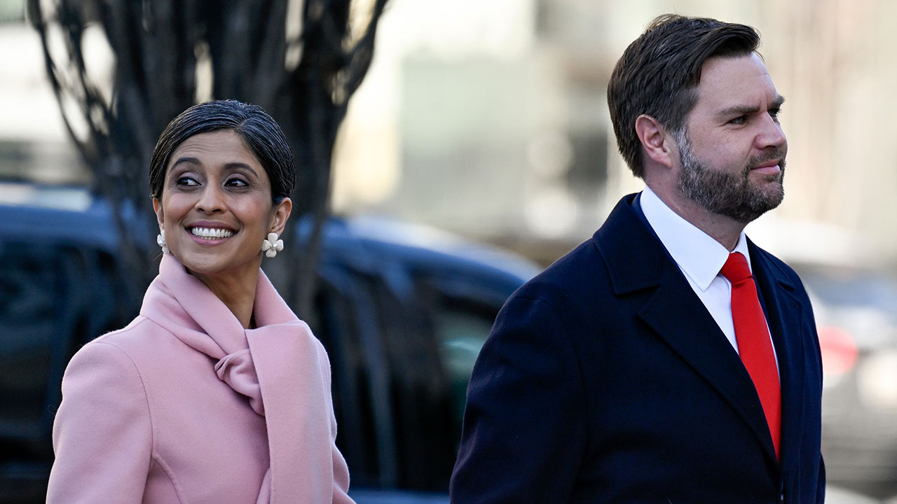 Usha Vance | నేను నా భర్తతో అన్ని విషయాల్లో ఏకీభవించను.. జేడీ వాన్స్‌ సతీమణి ఉషా వాన్స్‌