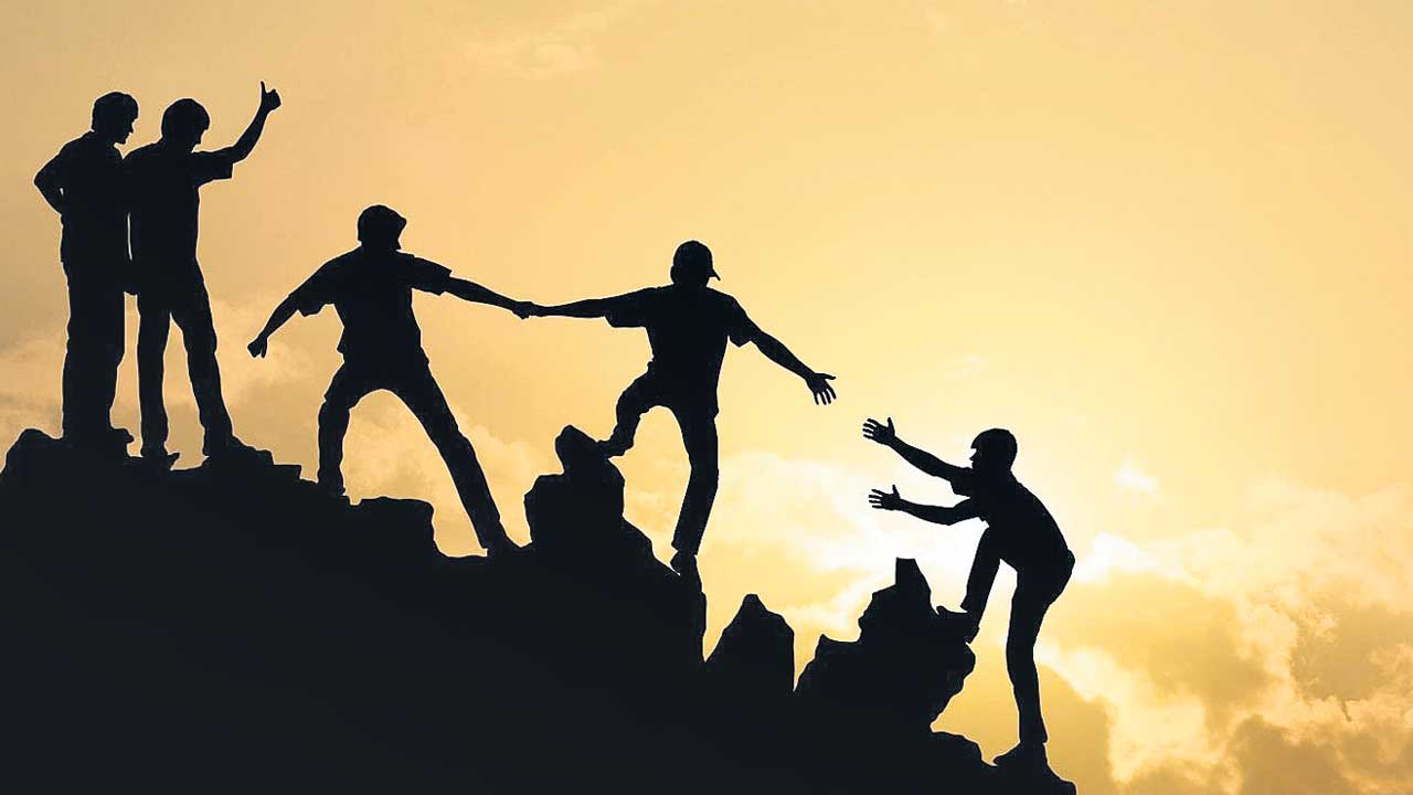 దోస్తులేరి?